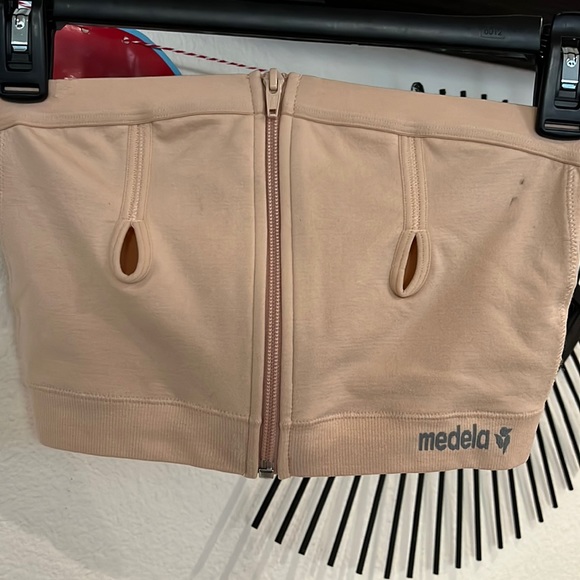 Medela easy expression‎ bra - Picture 2 of 5